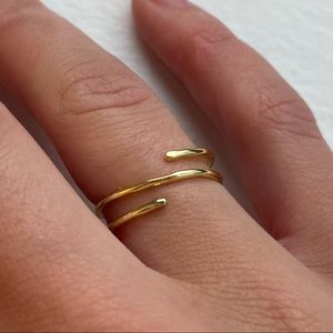 Gorjana Tanner Coil Ring